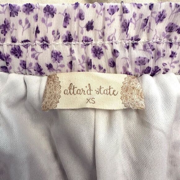 Altar’d State Women's Chiffon Shorts Stretch Waist Comfort Floral Purple XS - Picture 3 of 3